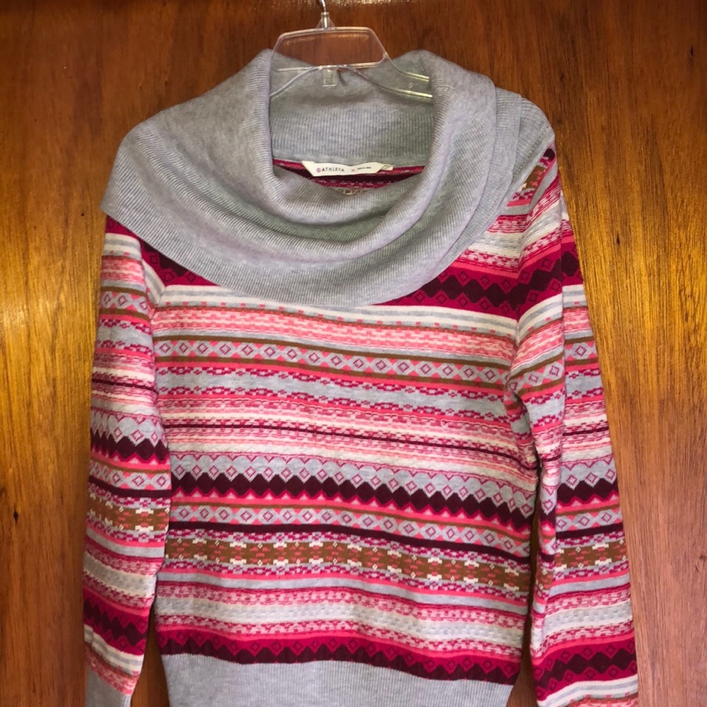 Multicolor turtleneck athleta sweater